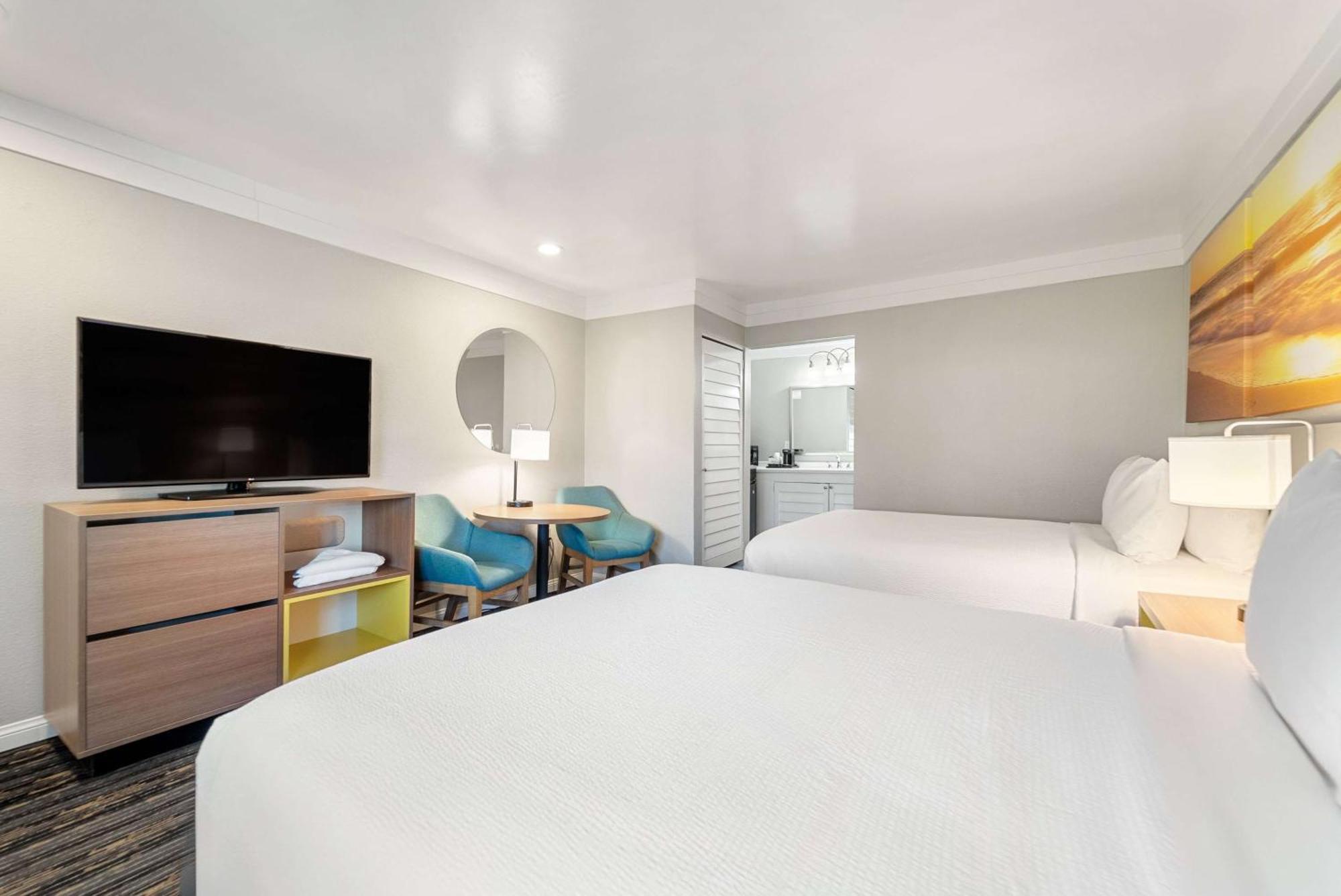 Days Inn By Wyndham San Diego Hotel Circle Eksteriør bilde