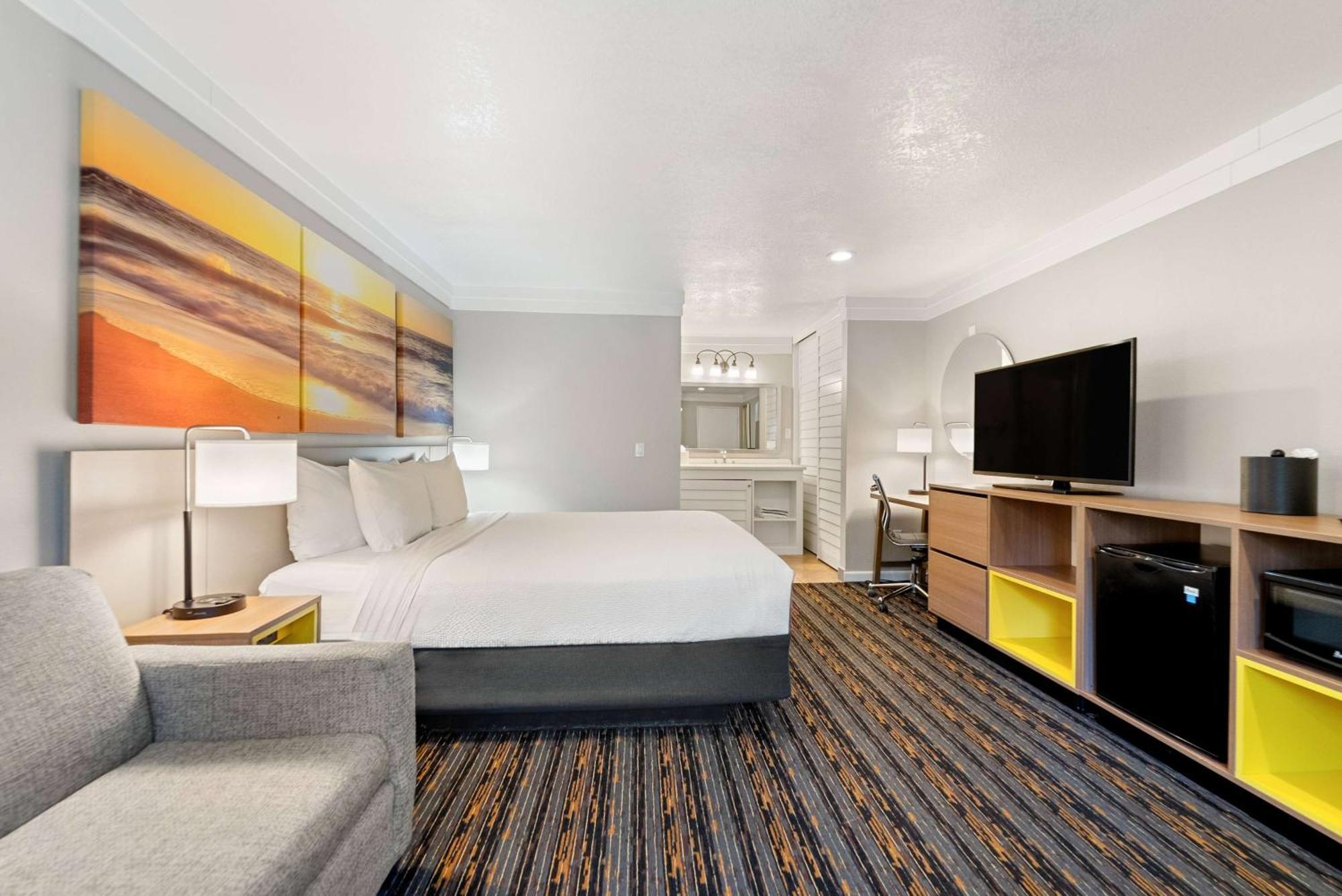 Days Inn By Wyndham San Diego Hotel Circle Eksteriør bilde